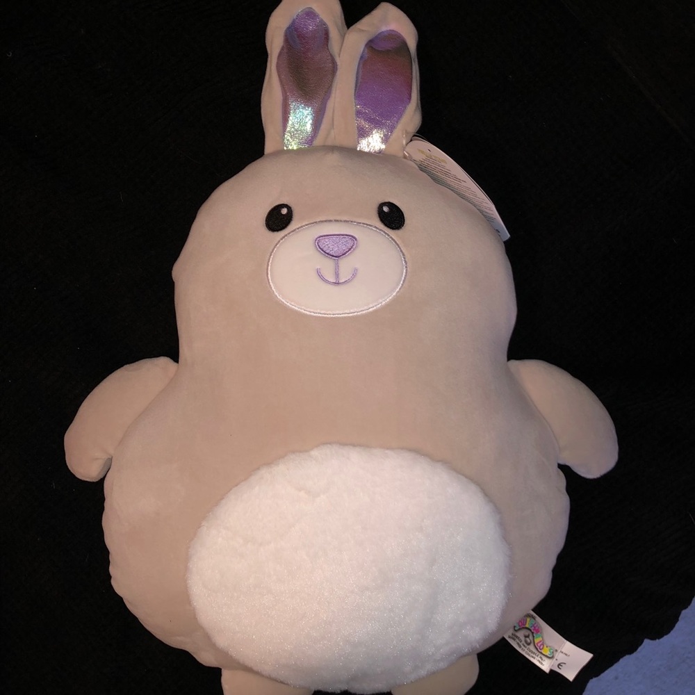 Valentina Flat Easter Squishmallow NWT